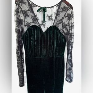 Collectif Vintage 50’s floor length velvet gown with black lace sleeves